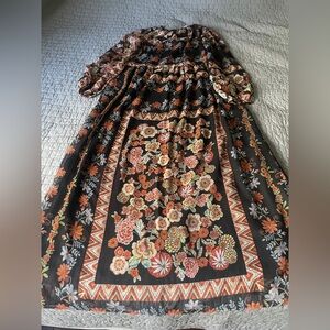 DRA Los Angeles Black and Red Patterned Dress